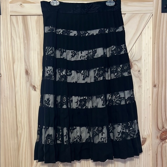 Antonio Melani Elegant Black Lace Women's Skirt - Picture 1 of 7